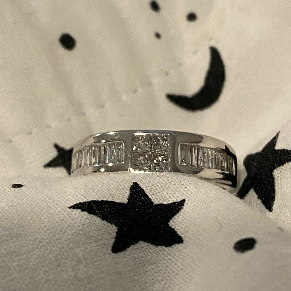 💎 14K Diamond Ring 💎 - Picture 3 of 12
